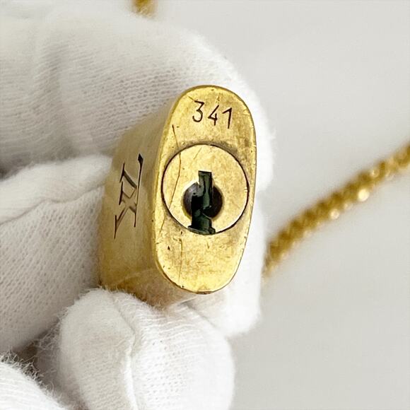 LOUIS VUITTON #341 Lock Only on Cuban Link 25" Chain Necklace 18k Gold Plated - Picture 7 of 9